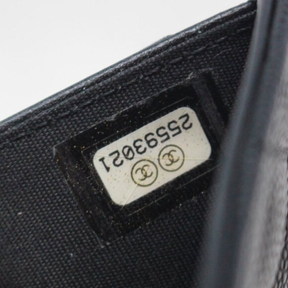 Chanel #XH1JA3 Caviar Quilted Wallet - Picture 9 of 9